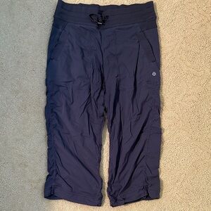 lululemon athletica dark gray cropped pant